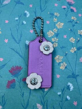 Coach Custom Tea Rose Hang Tag M